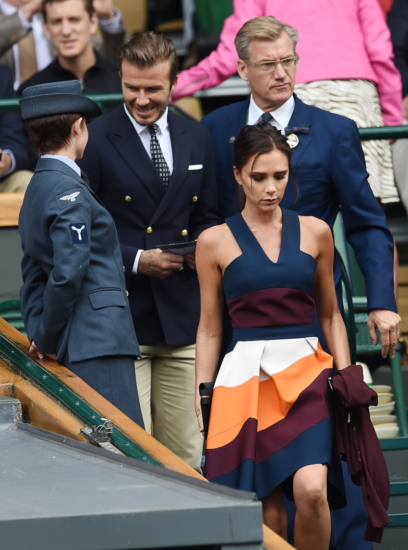Victoria și David Beckham au luat loc în boxa regală FOTO: EPA