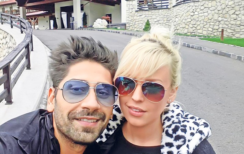 Connect-R intră în "concediu postnatal" | EXCLUSIV