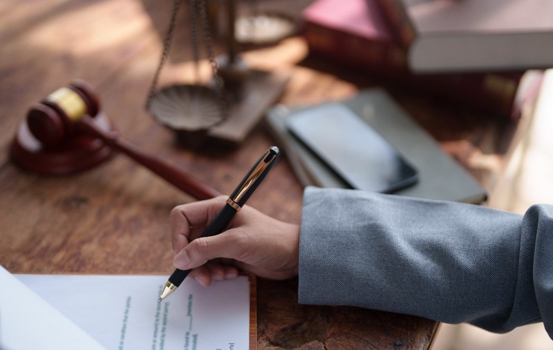 Înalta Curte de Casație și Justiție (ICCJ) a hotărât excluderea din magistratură a judecătoarei Daniela Marilena Stoica, de la Judecătoria Galați, în urma unor abateri grave. Sursă foto Shutterstock