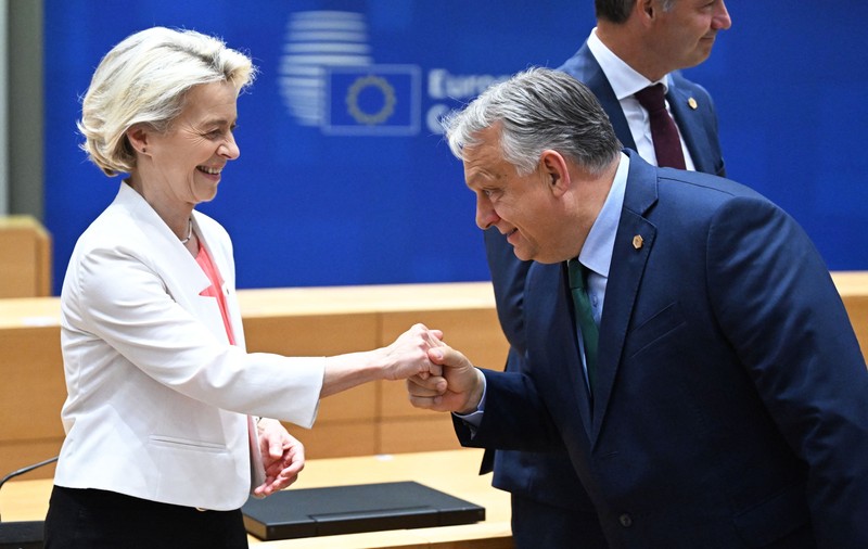 Viktor Orban: Ursula von der Leyen, „slăbuță ca roua”. Premierul ungar spune că șefa CE este o „angajată” care trebuie să primească „instrucțiuni mai bune”