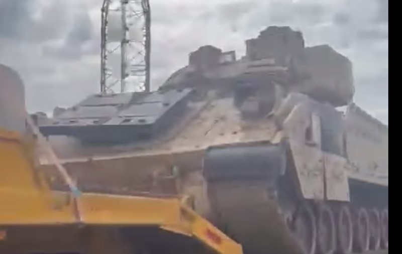 Ministerul Apărării, despre clipurile virale de pe rețele sociale care arată coloane militare deplasându-se prin România: „Imagini vechi”