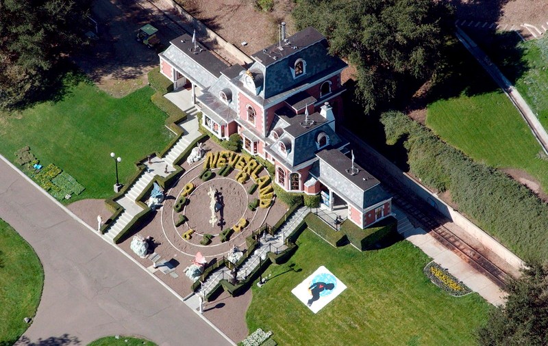 Ferma Neverland a lui Michael Jackson, cumpărată de un miliardar american cu 22 de milioane de dolari