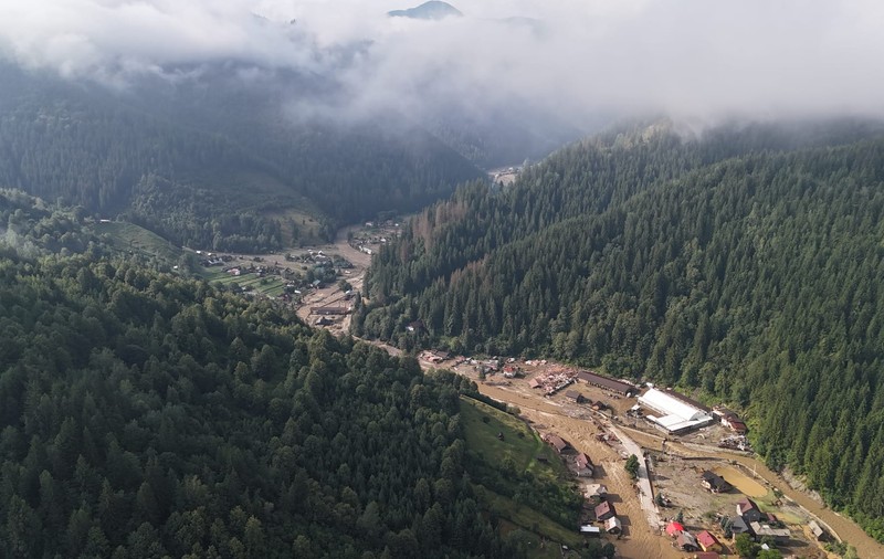 Cod galben de inundații pentru 29 de județe din România, pentru peste 24 de ore. Lista zonelor afectate