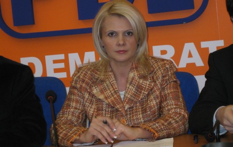 Soţul fostului ministru Claudia Boghicevici, internat la spital după ce ar fi fost BĂTUT de un bărbat din echipa USL
