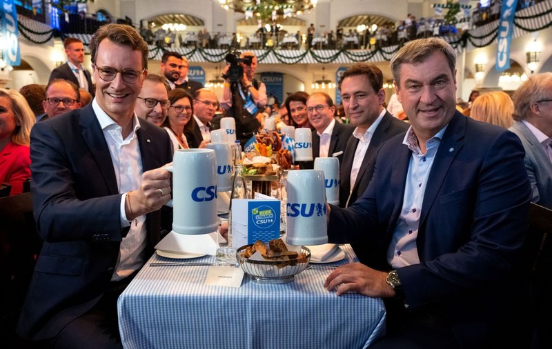 Conservatorii câștigă alegerile din Bavaria și Hesse, dar extrema-dreaptă crește serios în ambele landuri ale Germaniei - exit-poll