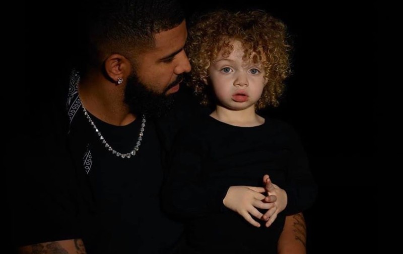 Din autoizolare, Drake oferă fanilor primele imagini cu băiețelul său, Adonis