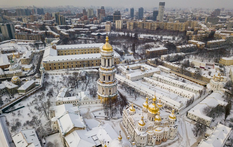 Biserica Ortodoxă Ucraineană subordonată Moscovei va fi forțată să-și schimbe numele în Biserica Ortodoxă Rusă din Ucraina pentru a fi ulterior interzisă