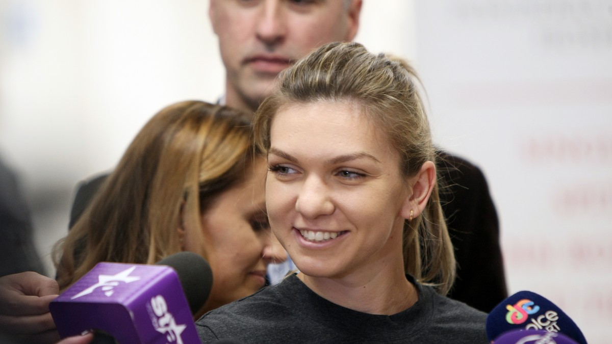 Simona Halep, alături de echipa de Fed Cup a României: ”O să fiu prezentă la meciuri, îmi doresc să câștige fetele și să mergem mai departe!” (FOTO: Vlad Chirea)