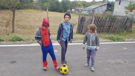 Elena, Georgică și Alexandra sunt fotbaliștii familiei