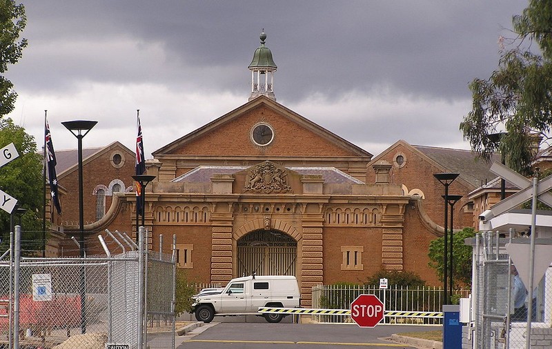 Cel mai cunoscut criminal în serie din Australia a murit în închisoare
