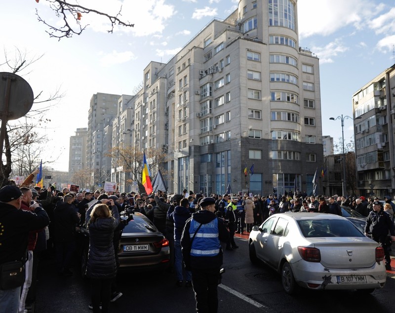 Protest AUR la sediul ASF, circulație blocată pe Splaiul Independenței