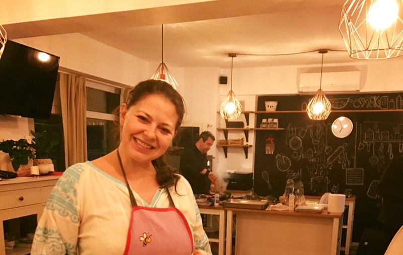 Ce coafură și-a făcut Rita Mureșan. "Cu sarmalele" pe cap