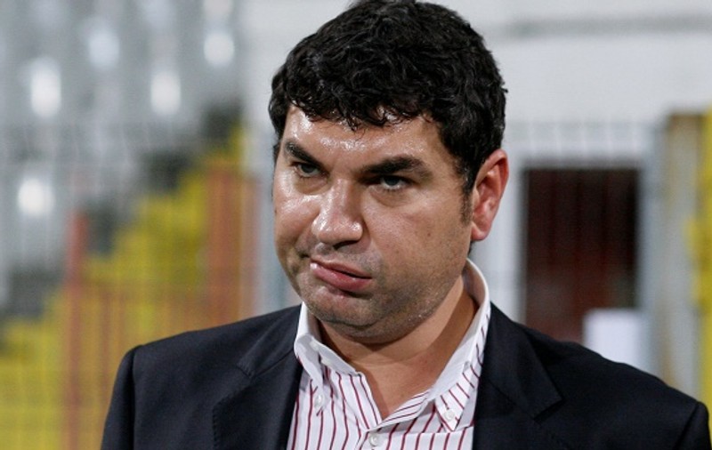 Ce cred românii că face femeile să cadă la picioarele lui Borcea: „Frumos nu e din cale-afară, deştept nu e şi ele, ca gâştele la călcat”