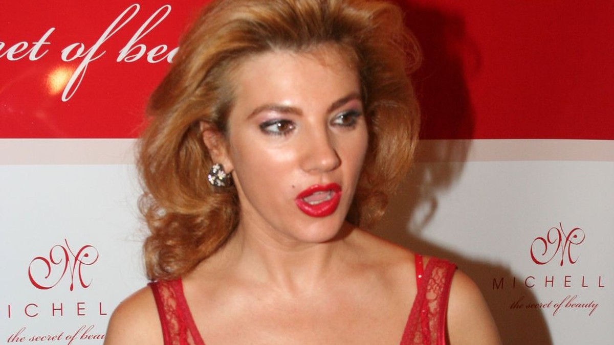 Mihaela Borcea: 