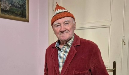 Iosif Derzsi împlinește 91 de ani și spune că adevărata lui avere sunt zecile de mii de copii pe care i-a învățat să iubească natura. Sursa foto: Turnul Sfatului