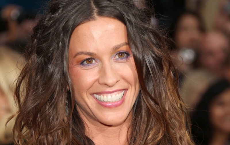 Alanis Morissette a născut un băieţel chiar în ziua de Crăciun 
