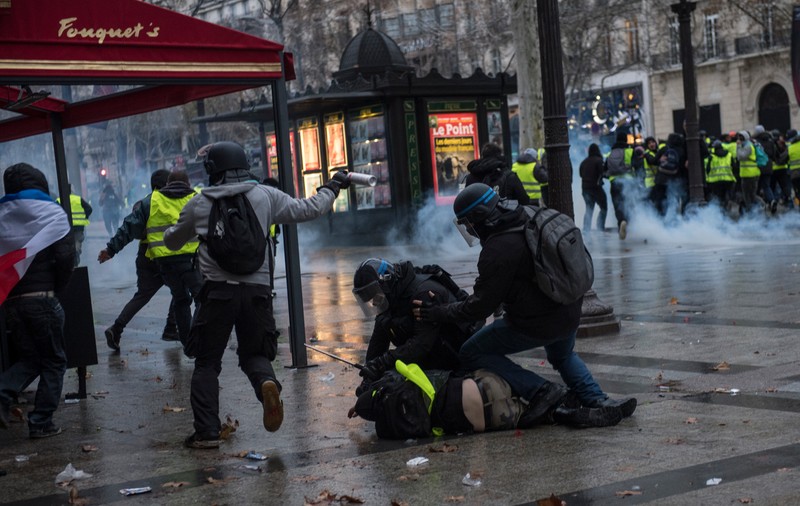 Președintele Franței, discurs mult-așteptat după protestele "vestelor galbene"