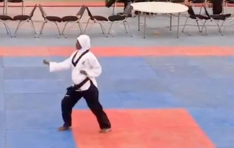 VIDEO | O sportivă din Nigeria gravidă în opt luni a câștigat un concurs de taekwondo