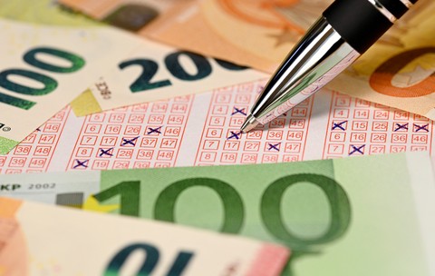 Au câștigat 8.000.000 de euro la loto după doar câteva zile de când erau împreună: „Ai făcut bine că m-ai întâlnit”