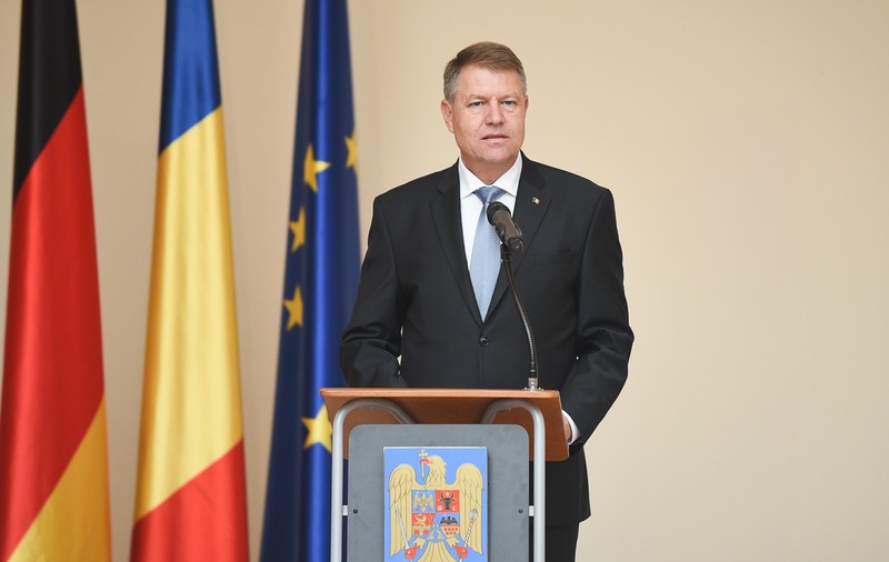 Iohannis: PSD să nu negocieze autonomia pe criterii etnice; Premierul poate fi doar o persoană integră