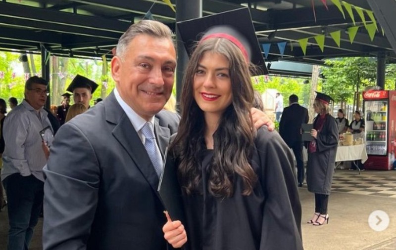 La ce facultate a intrat fata lui Ilie Dumitrescu: „Este foarte implicată în ceea ce face”. Mayra Daria a făcut practică la o televiziune