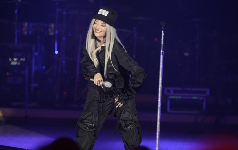 Delia s-a prăbușit în culise la “X Factor”. Mihai Bendeac nu a mai putut face nimic