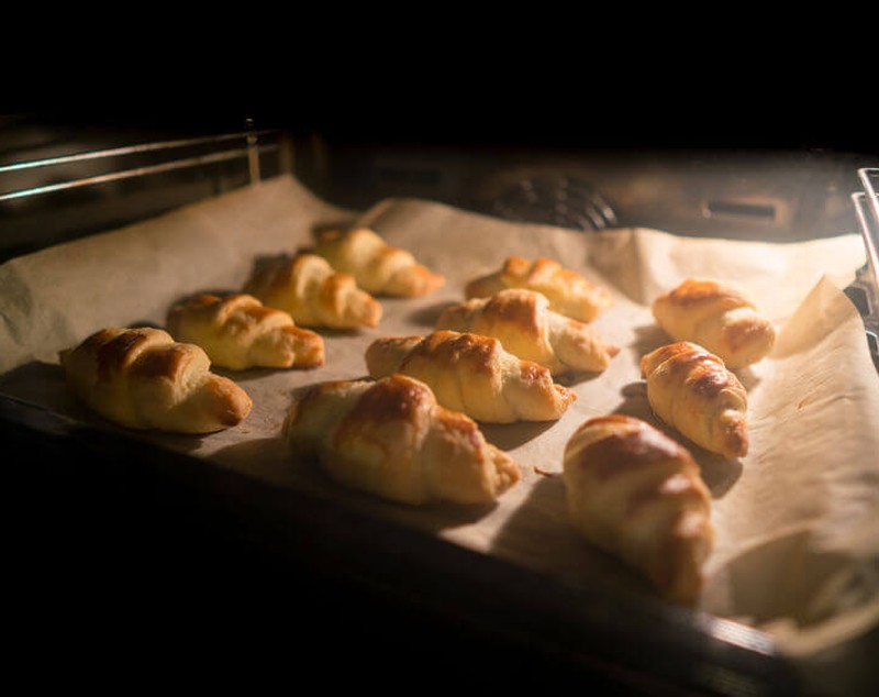 Cornulețe de post - rețete cu aluat fraged de cornulețe fără untură