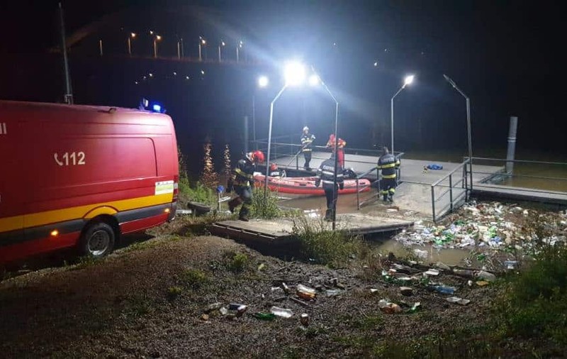 Misiune de salvare în Alba. Un băiat de 15 ani, căutat de pompieri după ce ar fi căzut în râul Mureș |  VIDEO