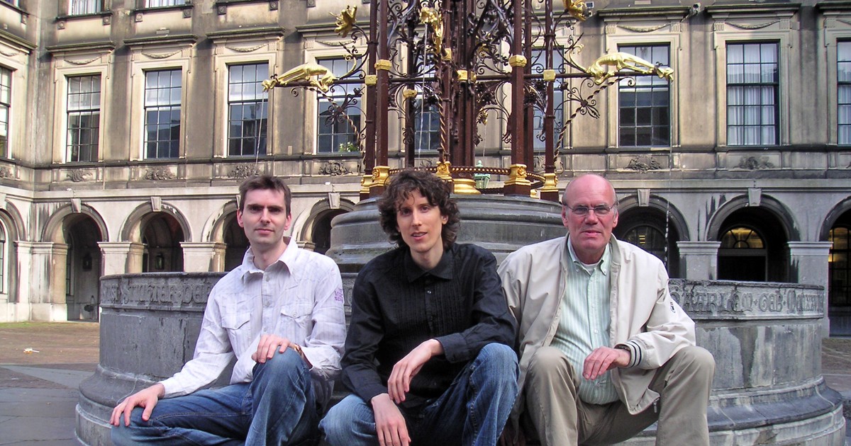 Marthijn Uittenbogaard, presedinte, Norbert de Jonge, secretar si Ad van den Berg, trezorier.
