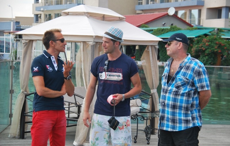 Radu Mazare si Americanu’ fac ravagii pe plaja din Mamaia