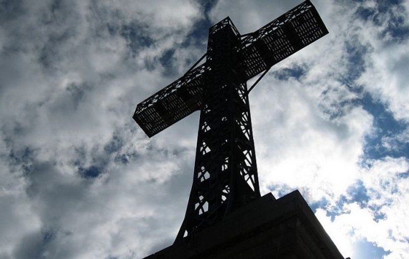 Crucea de pe Caraiman va fi restaurată. Suma uriașă, alocată pentru reabilitare
