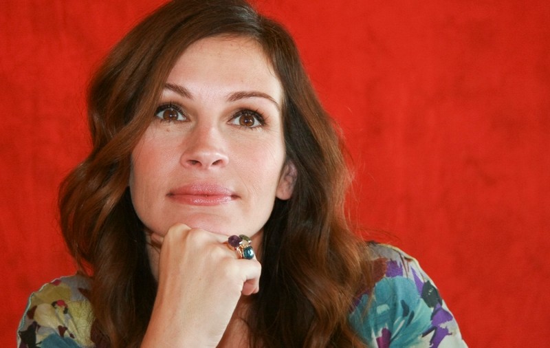 Julia Roberts a trecut la hinduism