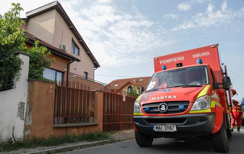 24 de rețineri în ancheta căminelor din Voluntari, unde zeci de bătrâni erau bătuți, înfometați și lăsați în fecale