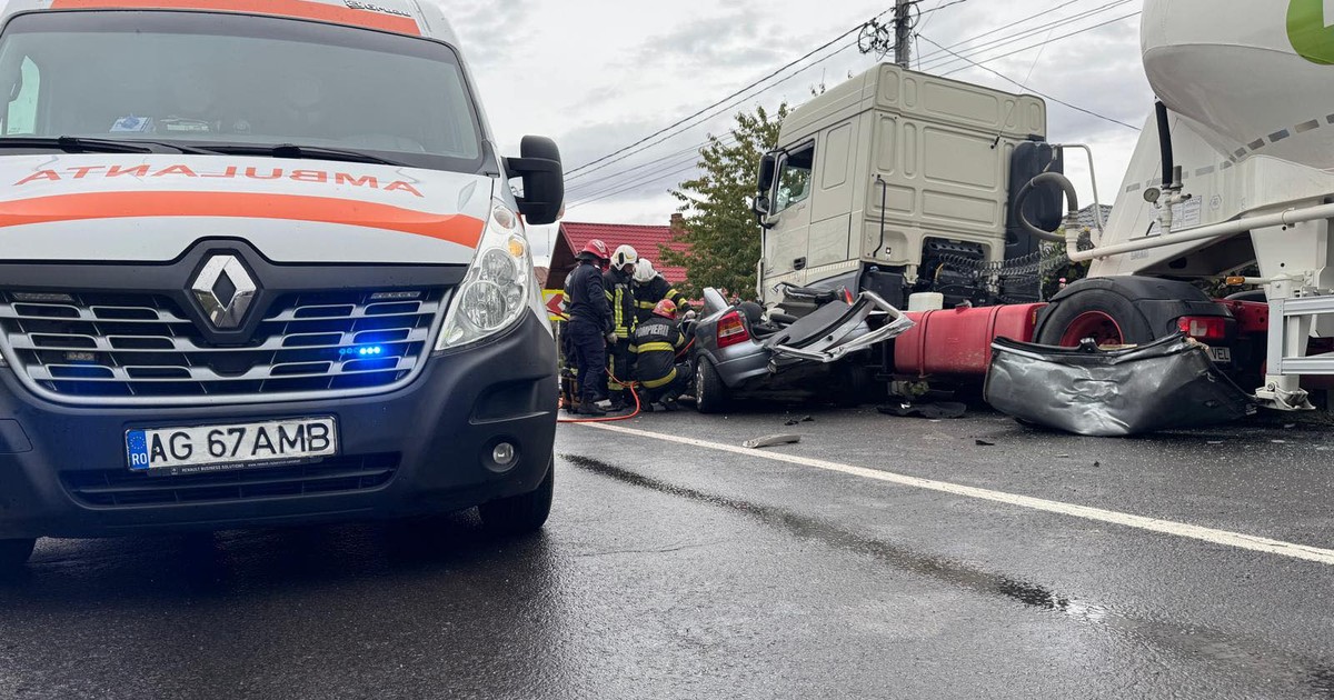 Accident pe DN7. Foto Se întâmplă în Vâlcea