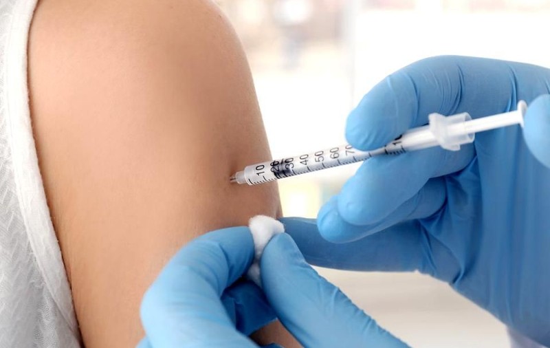Vaccinul dezvoltat de Universitatea Oxford, testat în Brazilia, a doua cea mai afectată țară din lume de COVID-19