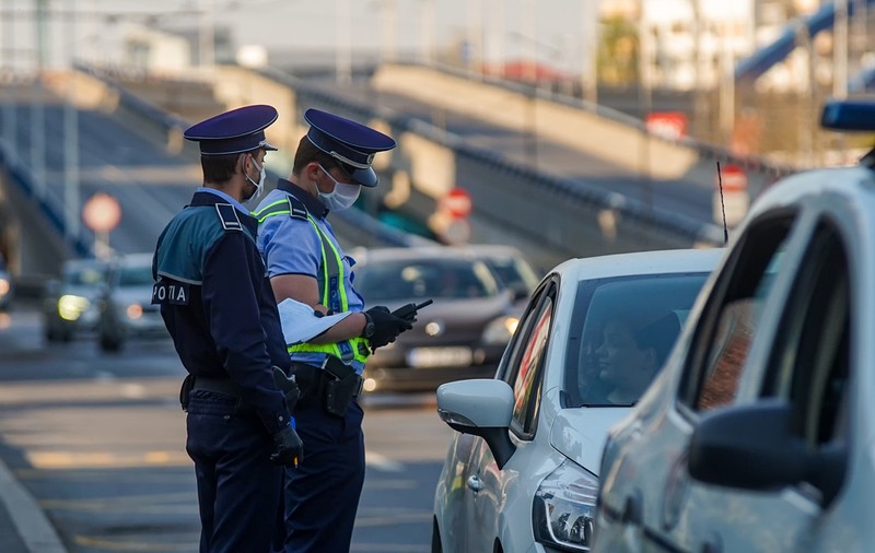 Diferenţa dintre starea de urgenţă şi starea de asediu. Ce este starea de necesitate