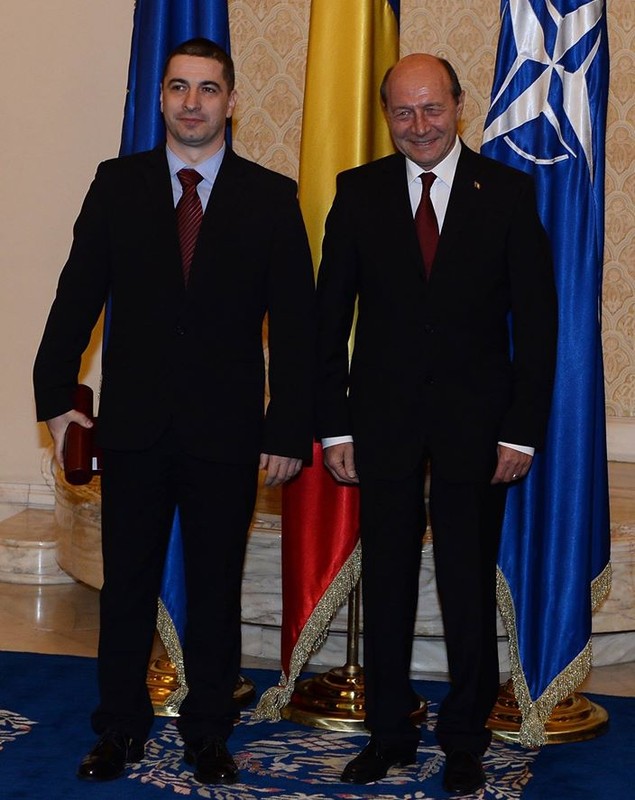 FRF se umple de foști consilieri prezidențiali. ^Claudiu Dinu, noul președinte al Comisiei de Recurs, a fost avocatul lui Traian Băsescu!