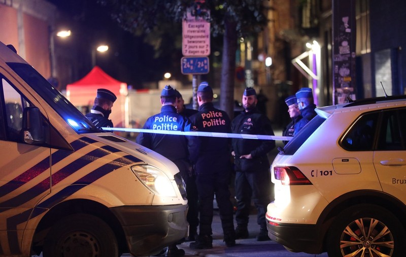 Suspiciune de atac terorist în capitala Belgiei. Doi polițiști au fost înjunghiați în timp ce patrulau, iar unul a murit la spital