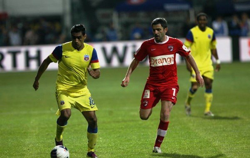 VESTE BUNĂ pentru fanii echipelor STEAUA şi DINAMO. Iată decizia METROREX