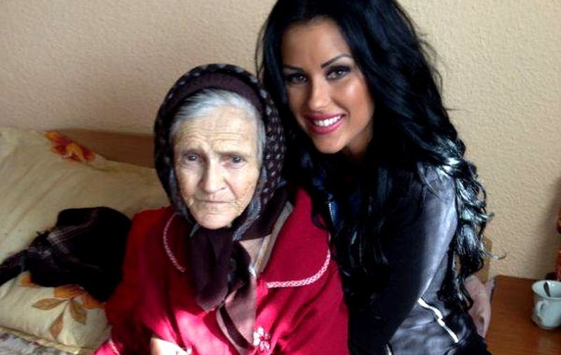 Bunica Danielei Crudu a murit. Doliu în familia fostei asistente tv