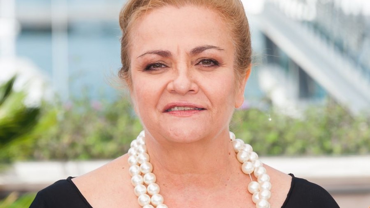 Actrița Dana Dogaru vorbește despre cele trei căsnicii ale sale. Primul soț a murit de cancer la doar 39 de ani