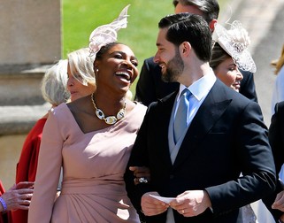 epa06749006 US tennis player Serena Williams (L) and her husband American Internet entrepreneur and investor Alexis Ohanian (R) arrive for the royal wedding ceremony of Britain's Prince Harry and Meghan Markle at St George's Chapel in Windsor Castle, in Windsor, Britain, 19 May 2018. EPA-EFE/TOBY MELVILLE / POOL