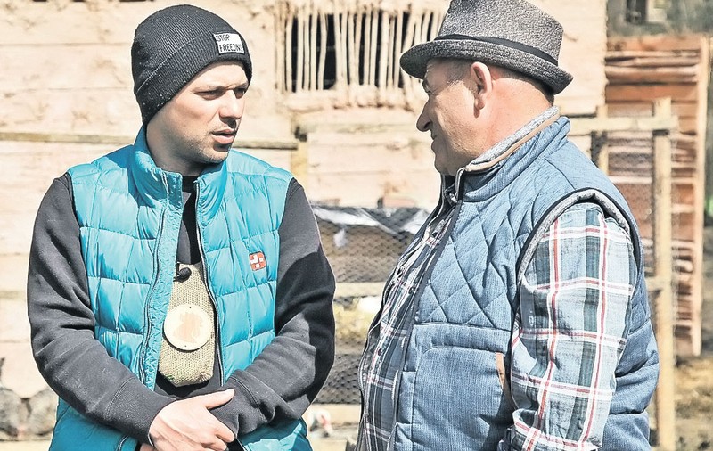 Război total în «Fermă»! Augustin Viziru a «măsluit» duelul de sâmbătă pentru a scăpa de Vica Blochina | Exclusiv