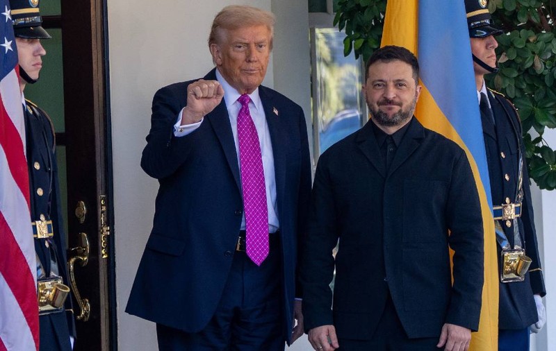 Donald Trump îi reamintește lui Volodimir Zelenski că nu are cărți câștigătoare: „Acceptă planul SUA sau pregătește-te pentru mai mult război” | VIDEO
