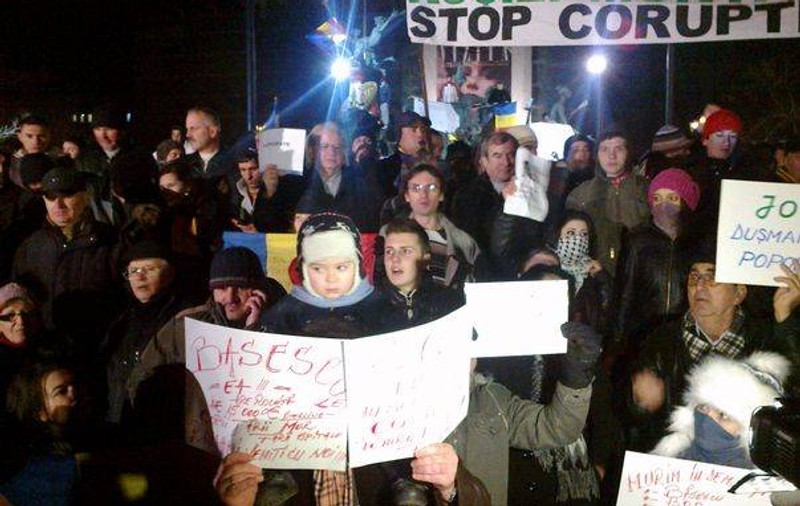 Proteste Capitală | "Luaţi site-ul de cultură şi băgaţi-l în dubă" | VIDEO