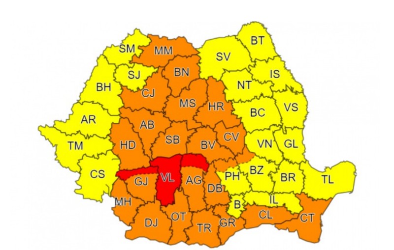 Toată țara este sub avertizare de vreme rea. Cod roșu pentru județul Vâlcea foto: ANM