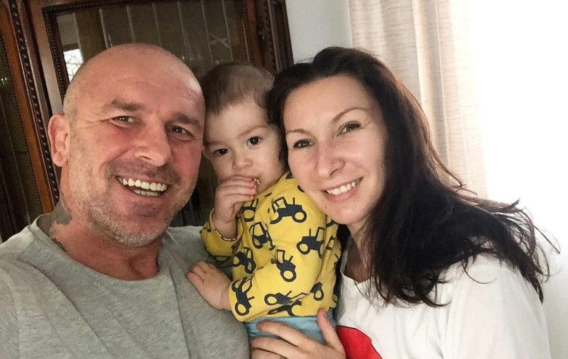 Cătălin Zmărăndescu, topit după soția sa: „Îi iubesc și felul ei de a mă certa, este un înger”