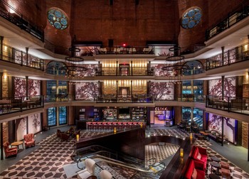 Lobby-ul hotelului Liberty din Boston Foto: libertyhotel.com