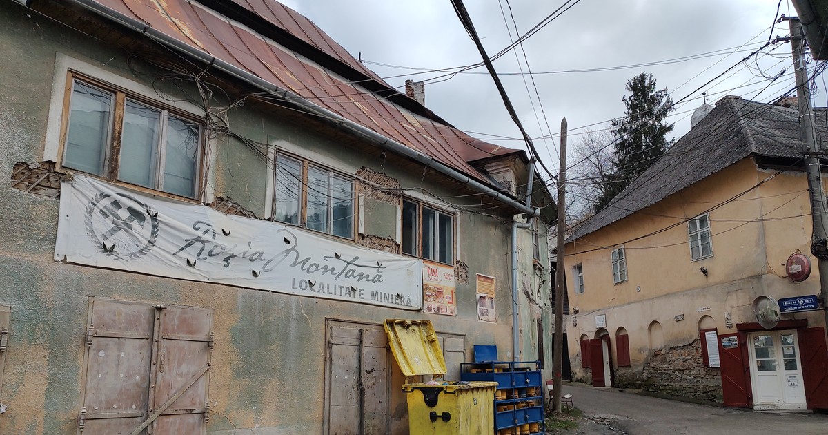 rosia montana strazi
