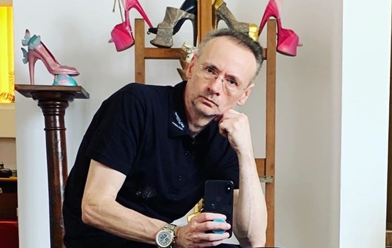 Mihai Albu continuă seria dezvăluirilor la adresa fostei soții. Designerul este decis să ia măsuri. “I-a spus copilului că sunt infectat, că sunt în pericol”